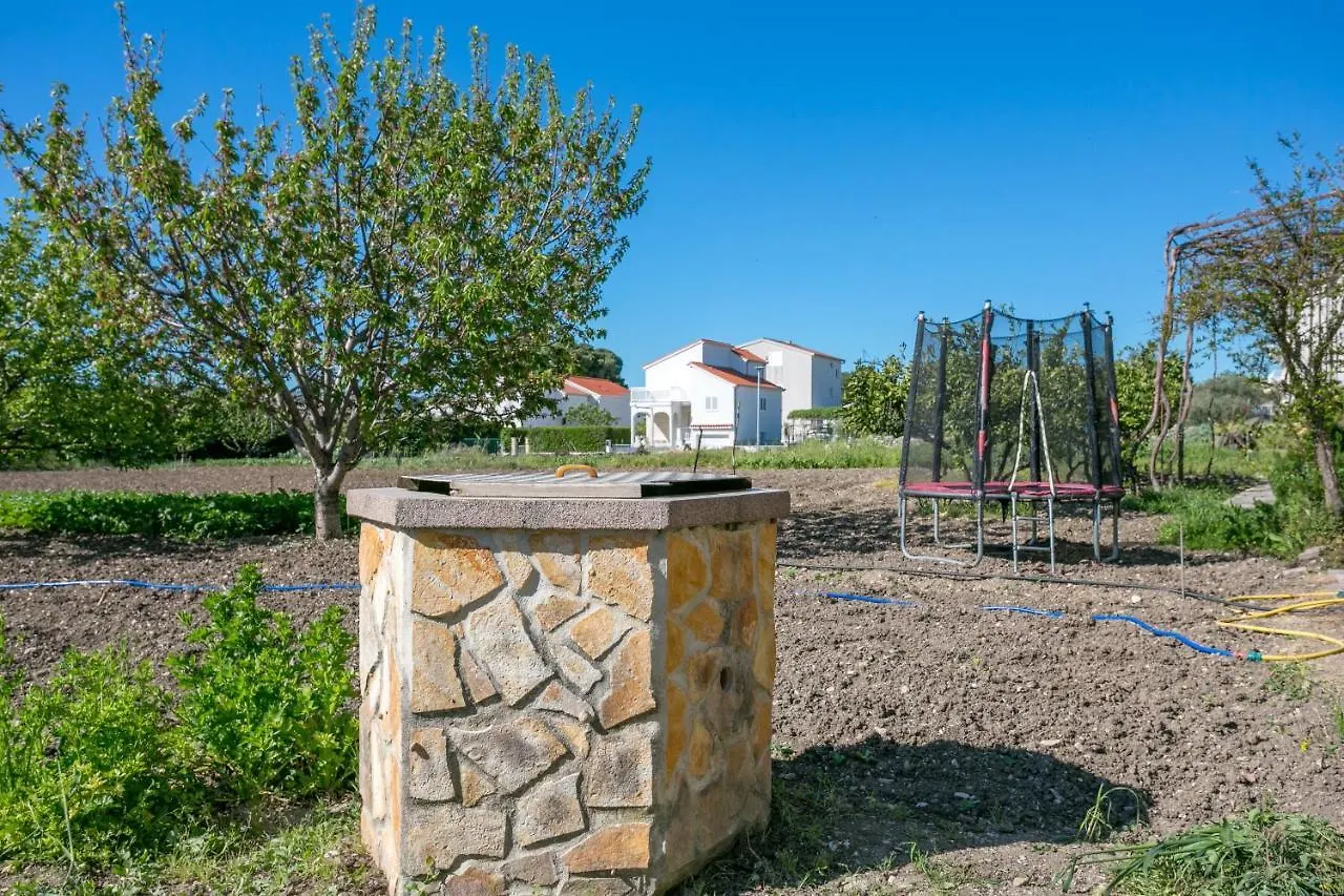 Apartments By The Sea Kastel Stafilic, Kastela - 21145
