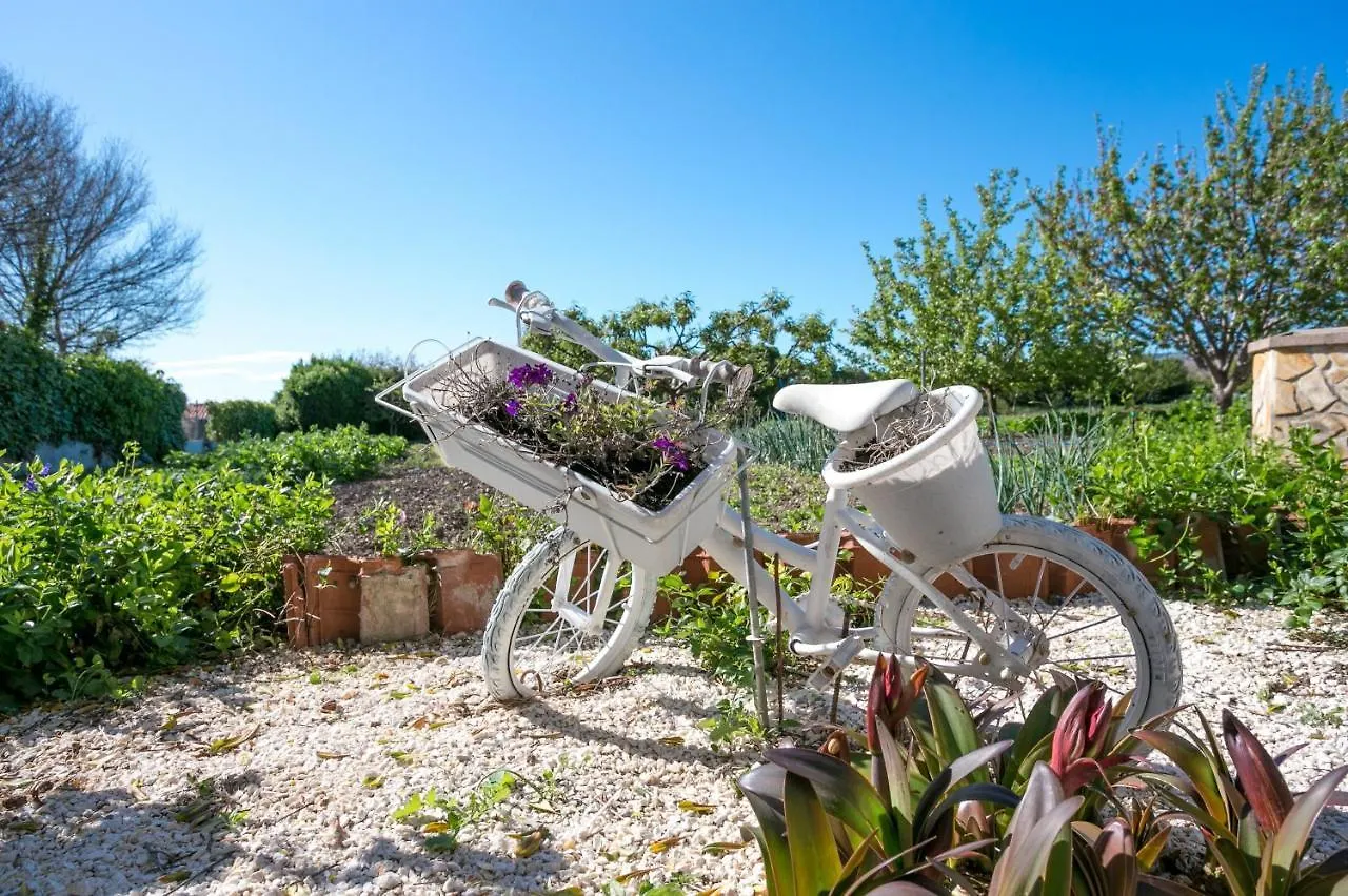 Apartments By The Sea Kastel Stafilic, Kastela - 21145 Croatia