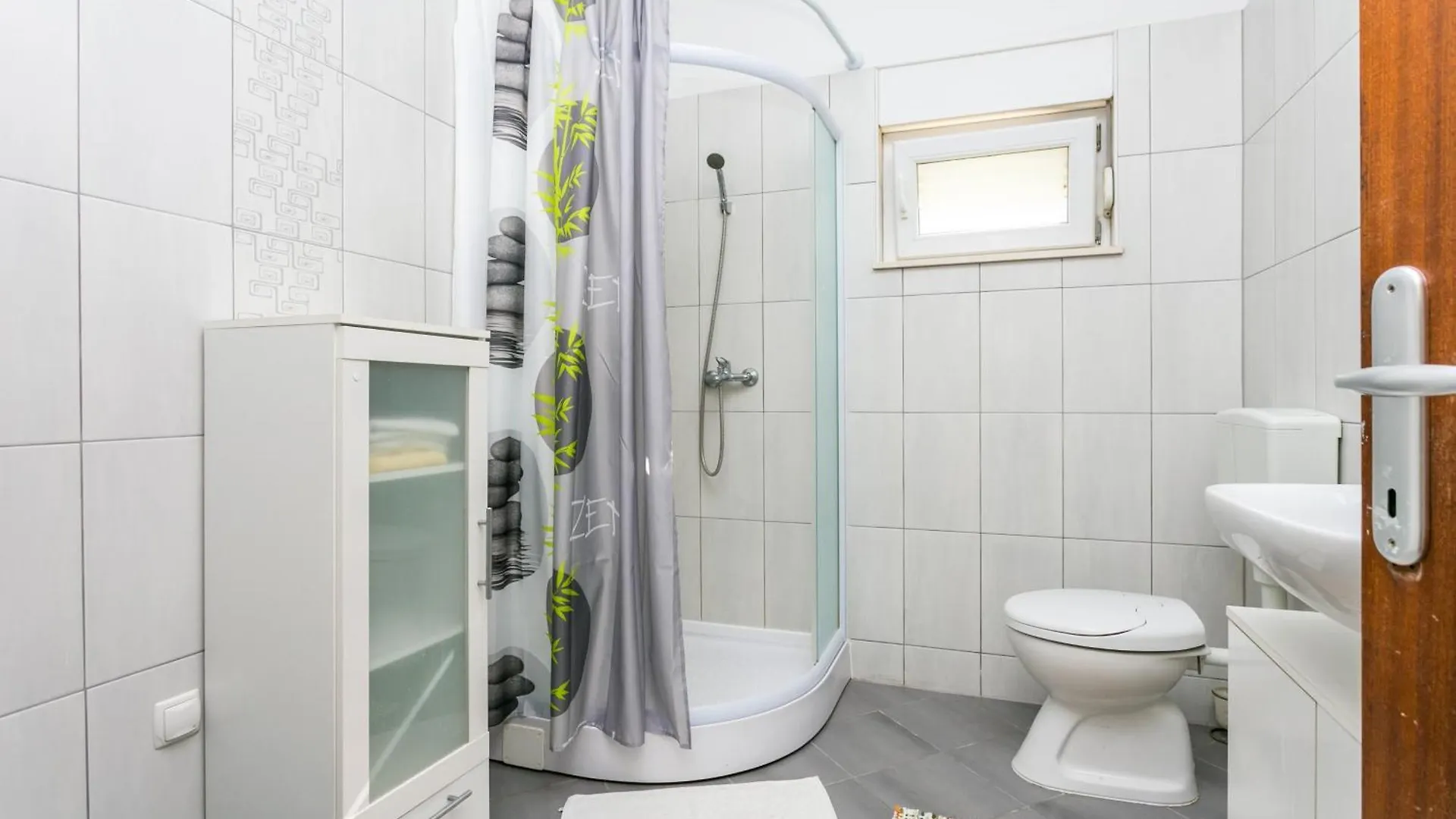 Apartments By The Sea Kastel Stafilic, Kastela - 21145