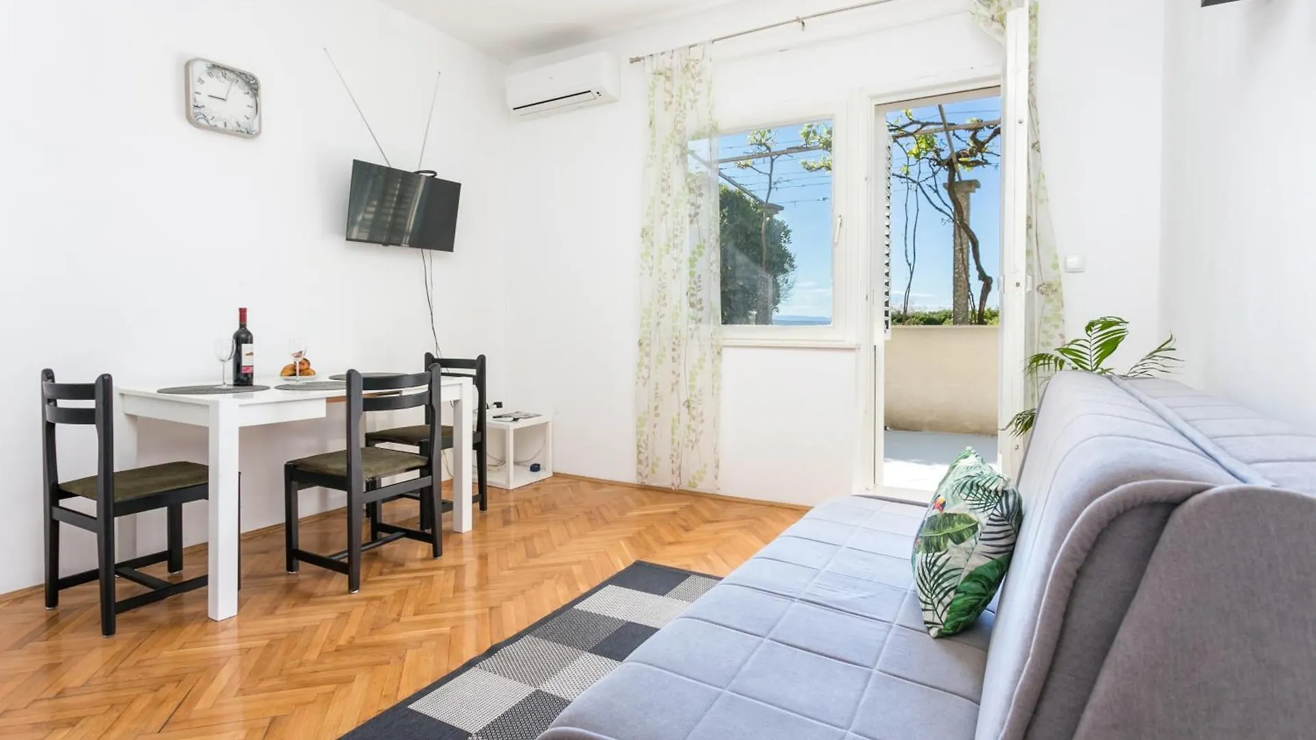 Apartments By The Sea Kastel Stafilic, Kastela - 21145